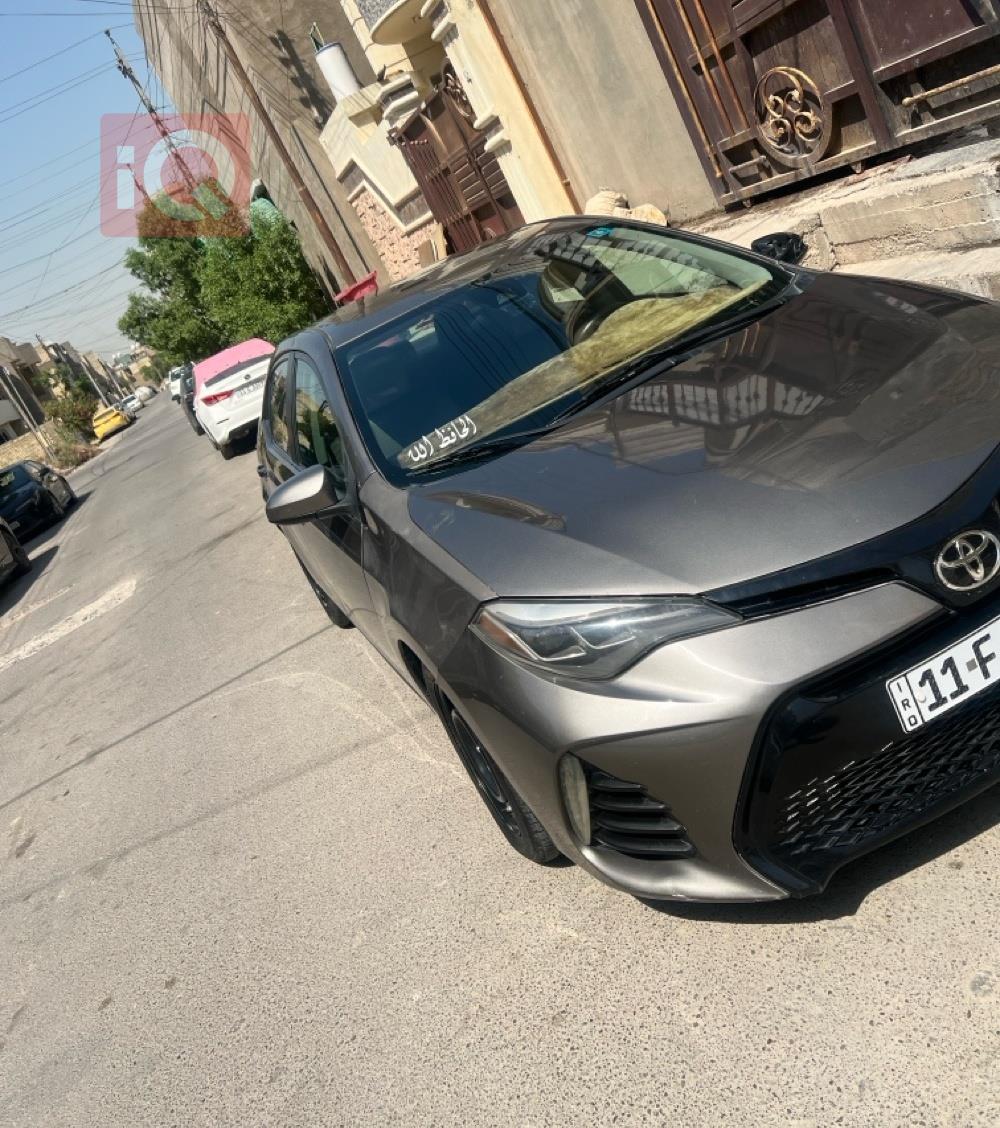 تۆیۆتا کۆرۆلا